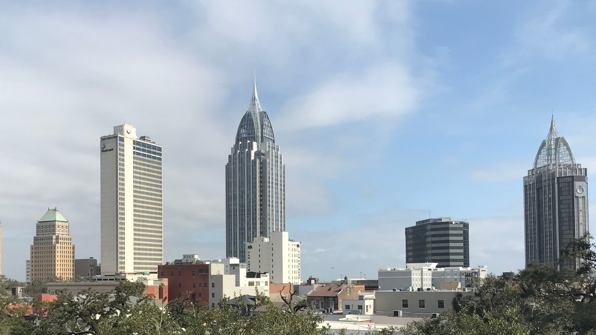 File:Mobile, Alabama Skyline (2022).jpg