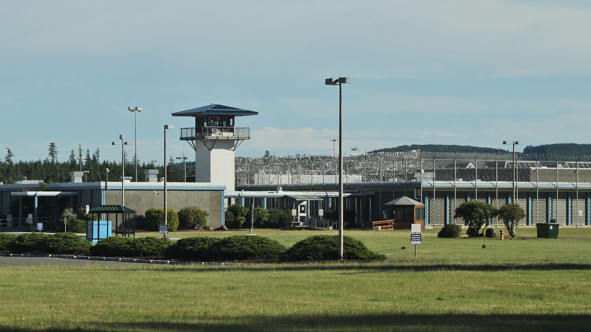 File:Washington Corrections Center near Shelton, WA.jpg
