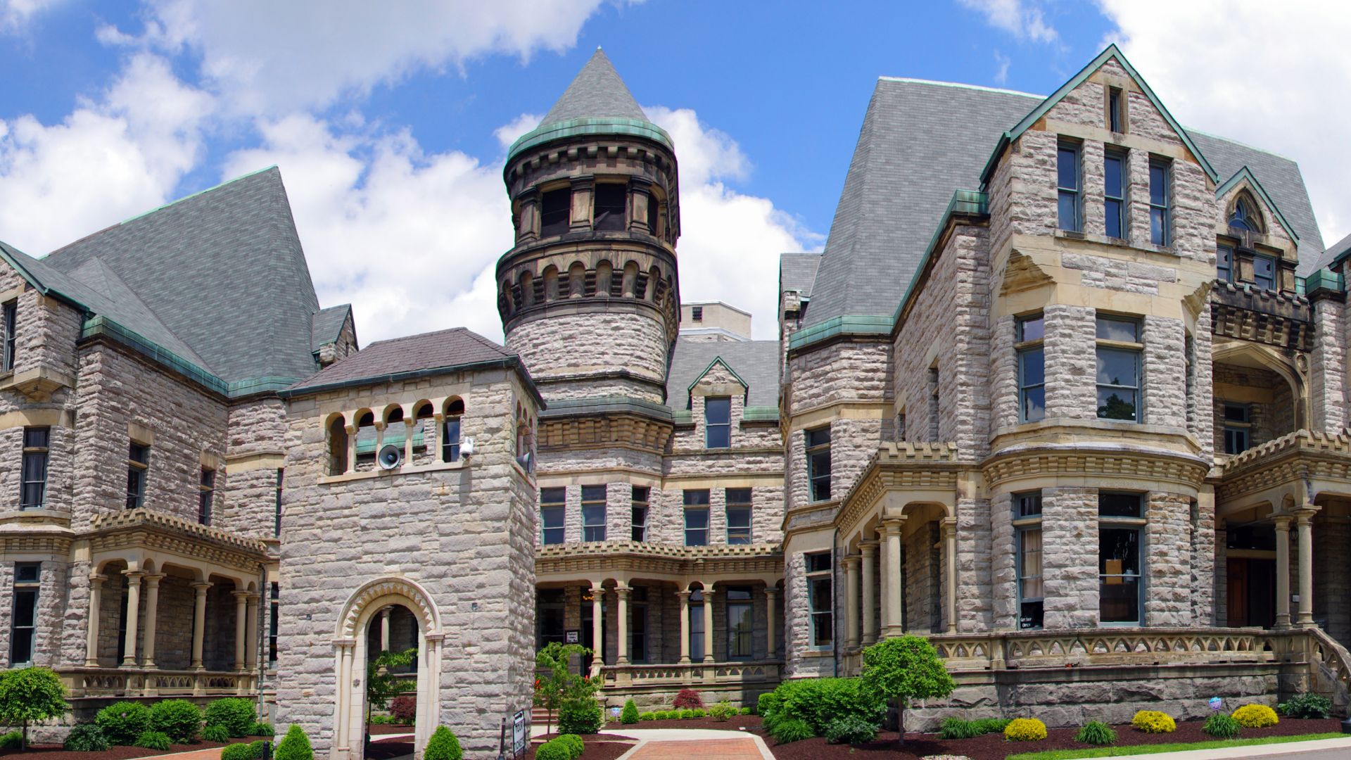 File:Ohio State Reformatory Mansfield 08.jpg