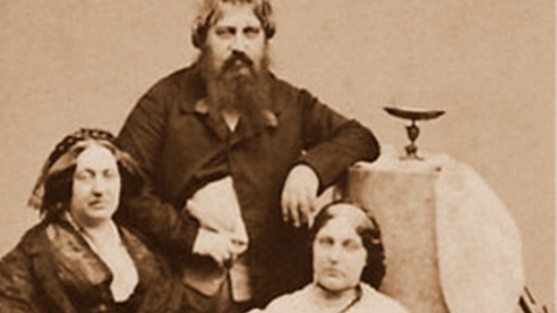 File:Disderi, Adolphe Eugène (1819-1890) - Borbone, Carlo di, principe di Capua (1811-1862), Penelope Smyth e figlia Vittoria di Borbone (1838-1905).jpg