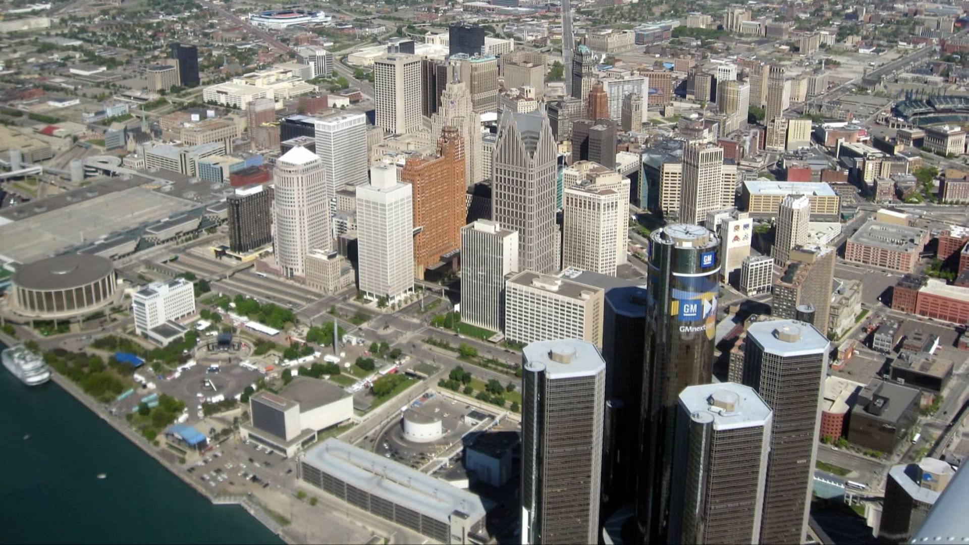 File:Aerial View of Downtown Detroit and Rennaissance Center.jpg