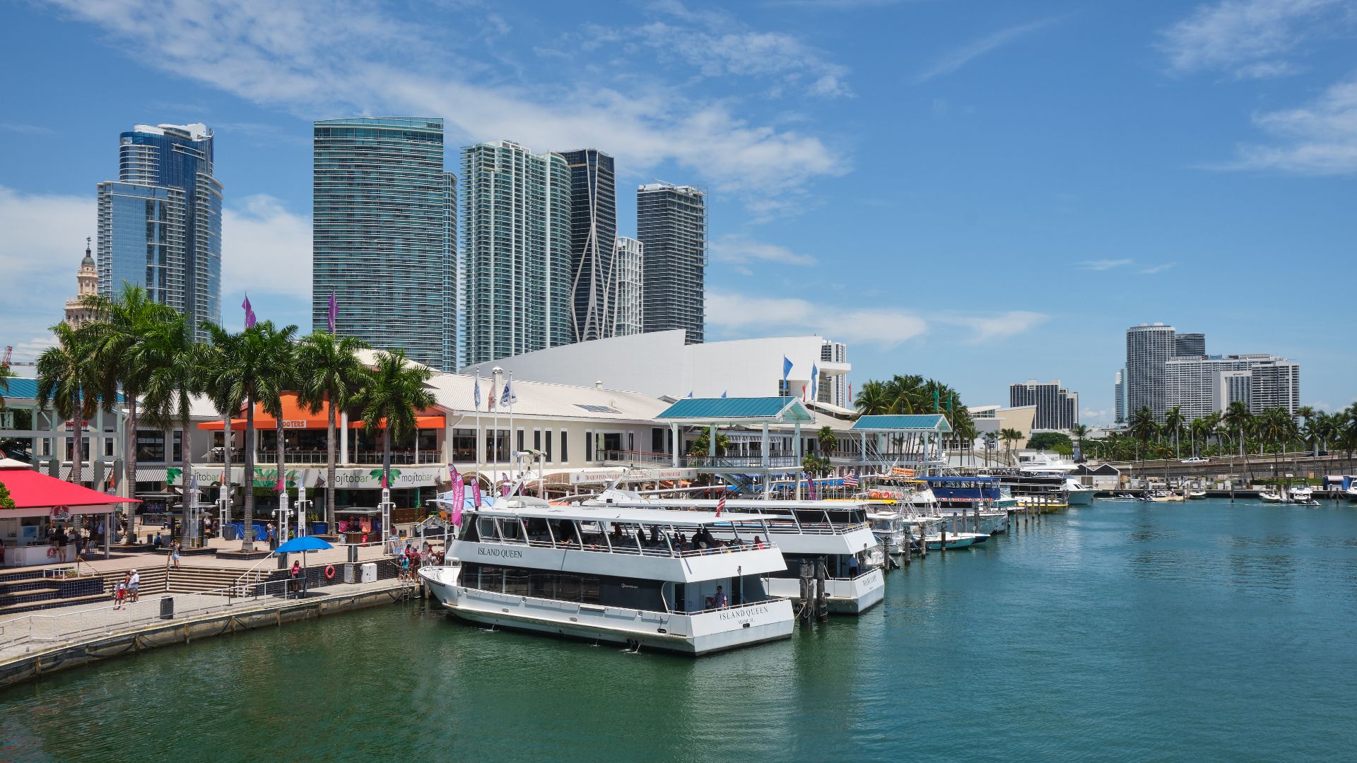 File:Bayside Marketplace - Miami, Florida.jpg