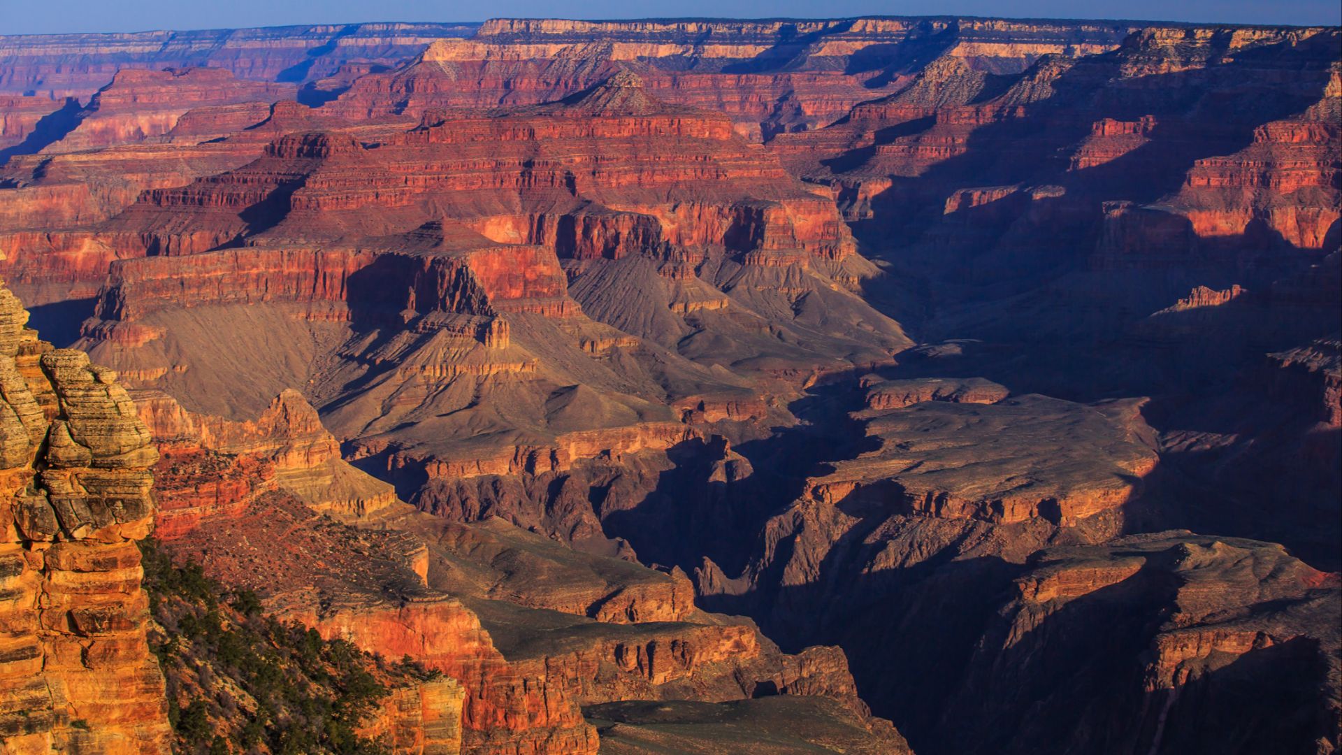 File:Dawn on the S rim of the Grand Canyon (8645178272).jpg