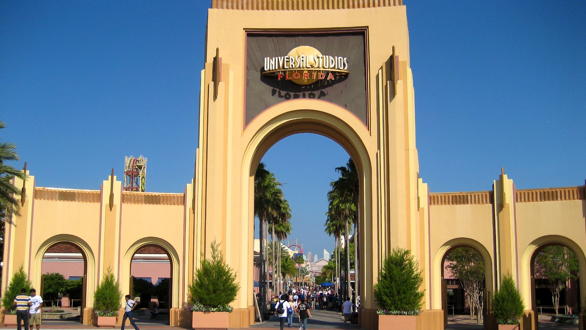 File:USF Entrance.jpg