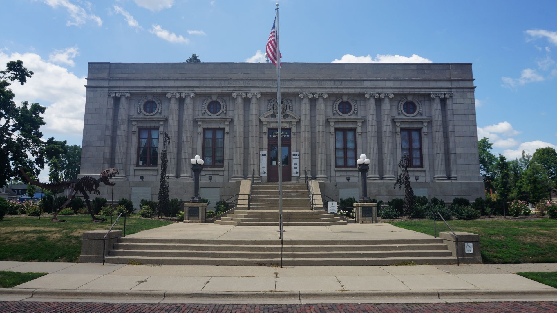 File:Kenosha July 2022 048 (Dinosaur Discovery Museum-Kenosha Public Museum).jpg
