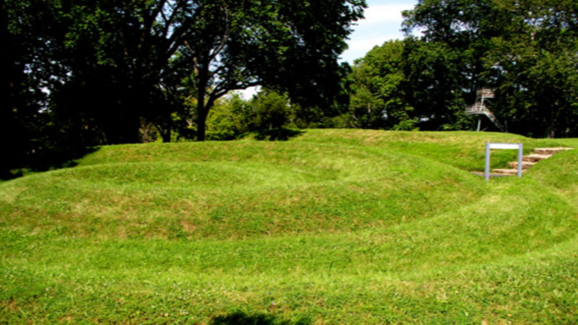 File:Chromesun serpent mound spiral01.jpg