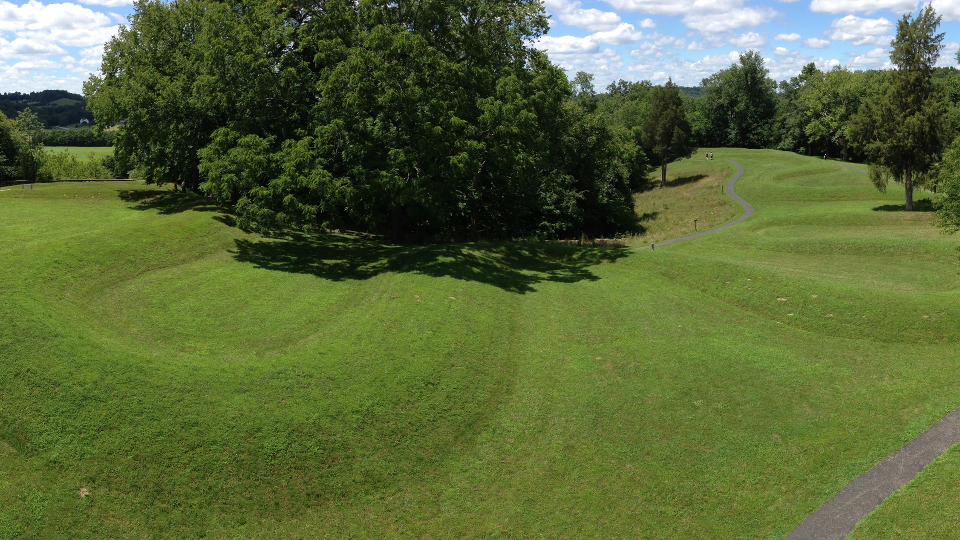 File:The Great Serpent Mound.jpg