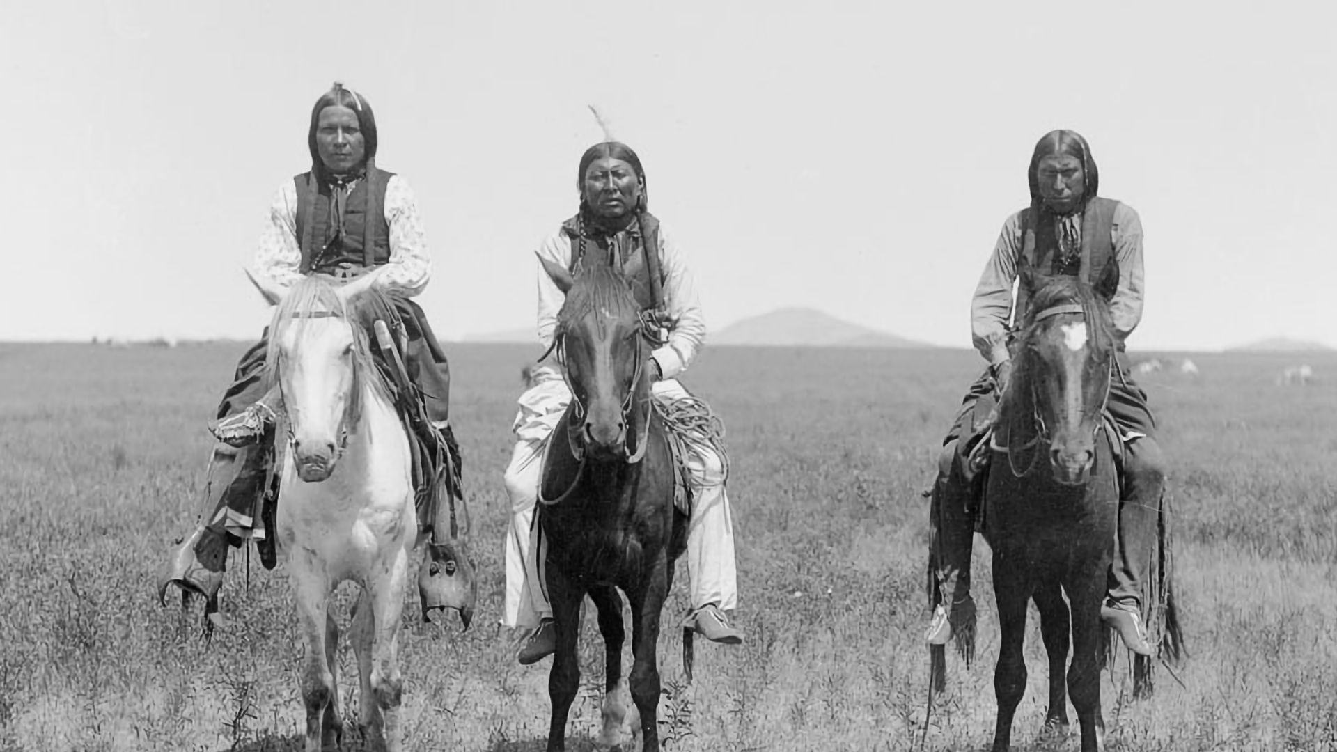 File:Three mounted Comanche warriors - 1892.jpg