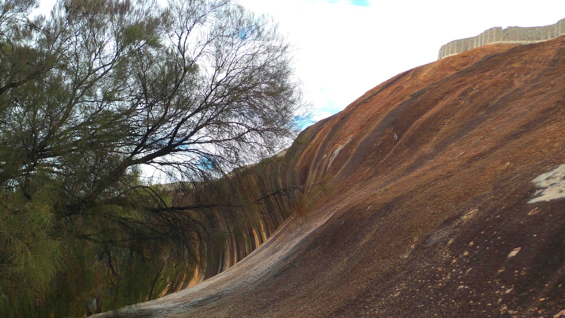 File:Wave Rock VC 2018.jpg