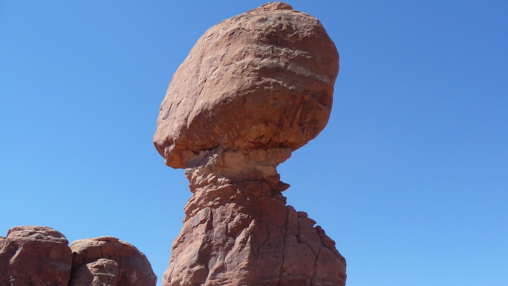 File:Balanced rock.JPG