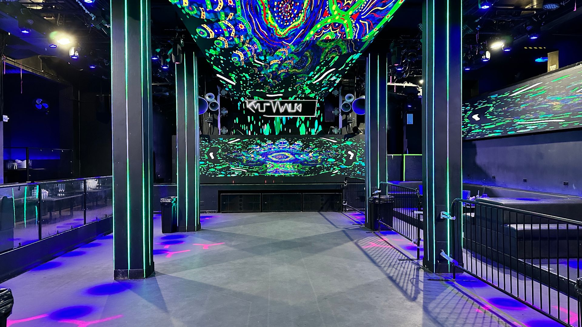 File:Temple SF Main Empty.jpg