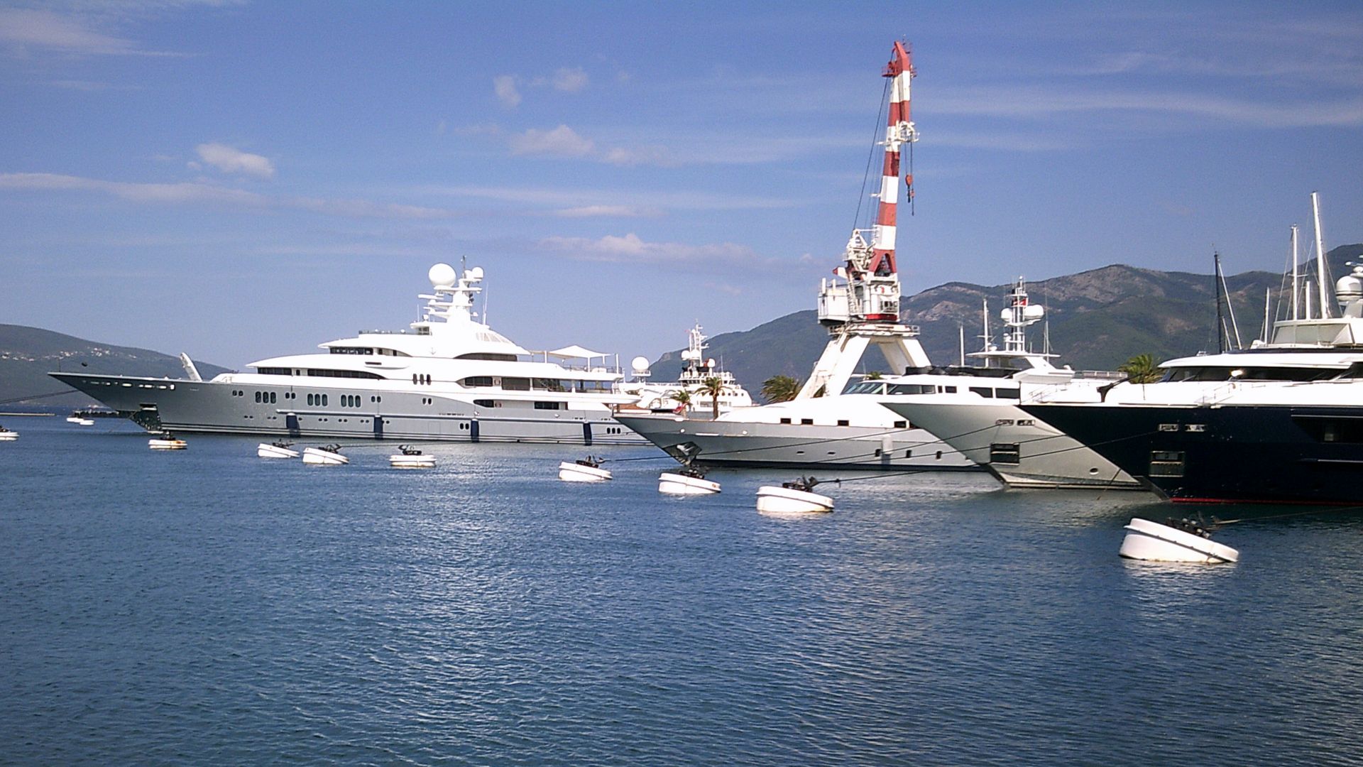 File:Tivat, Montenegro 07.jpg