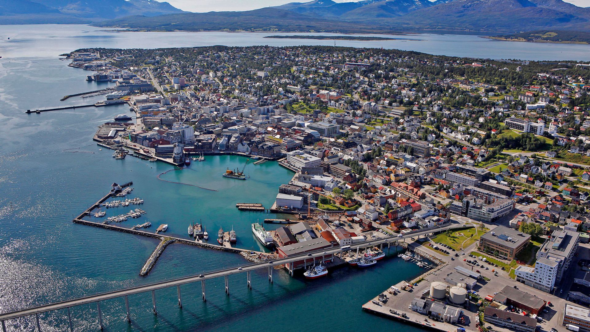 File:Tromsø sentrum (5835702754).jpg