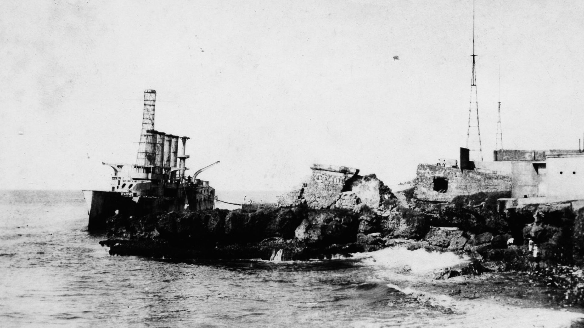 File:USS Memphis, 1922, Santo Domingo, Dominican Republic 23 of 26 (6227030475).jpg