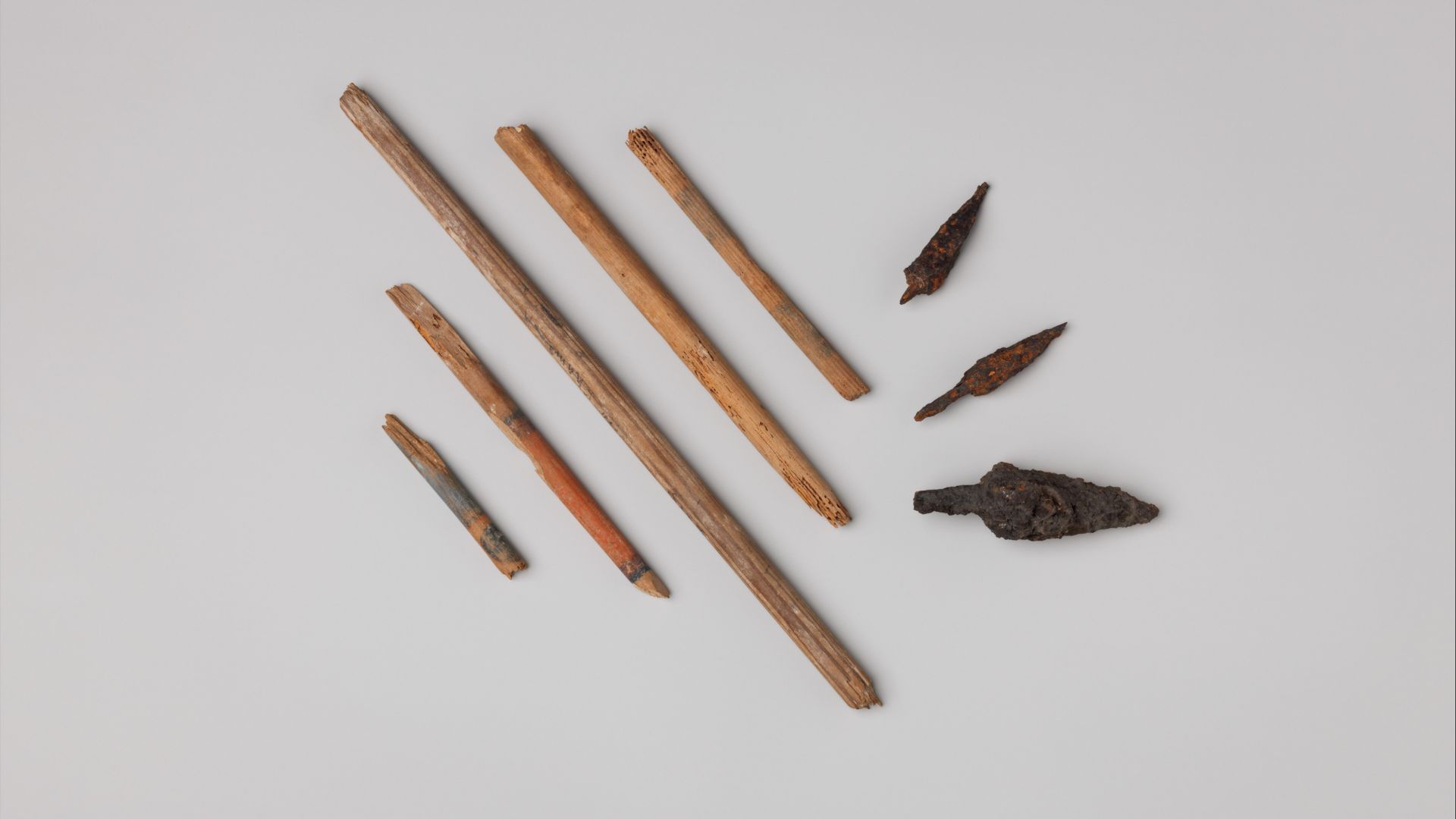 File:Five Projectile Shafts MET DP295269.jpg