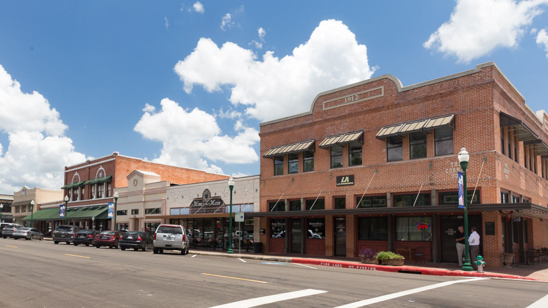 File:Downtown Conroe 2 Wiki.jpg