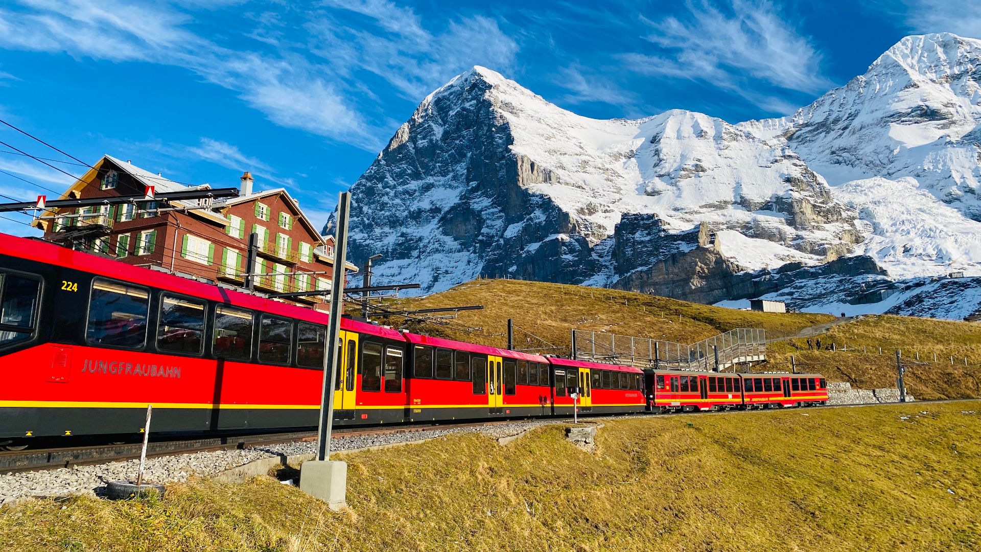 File:On the way to 'Top of Europe'.jpg