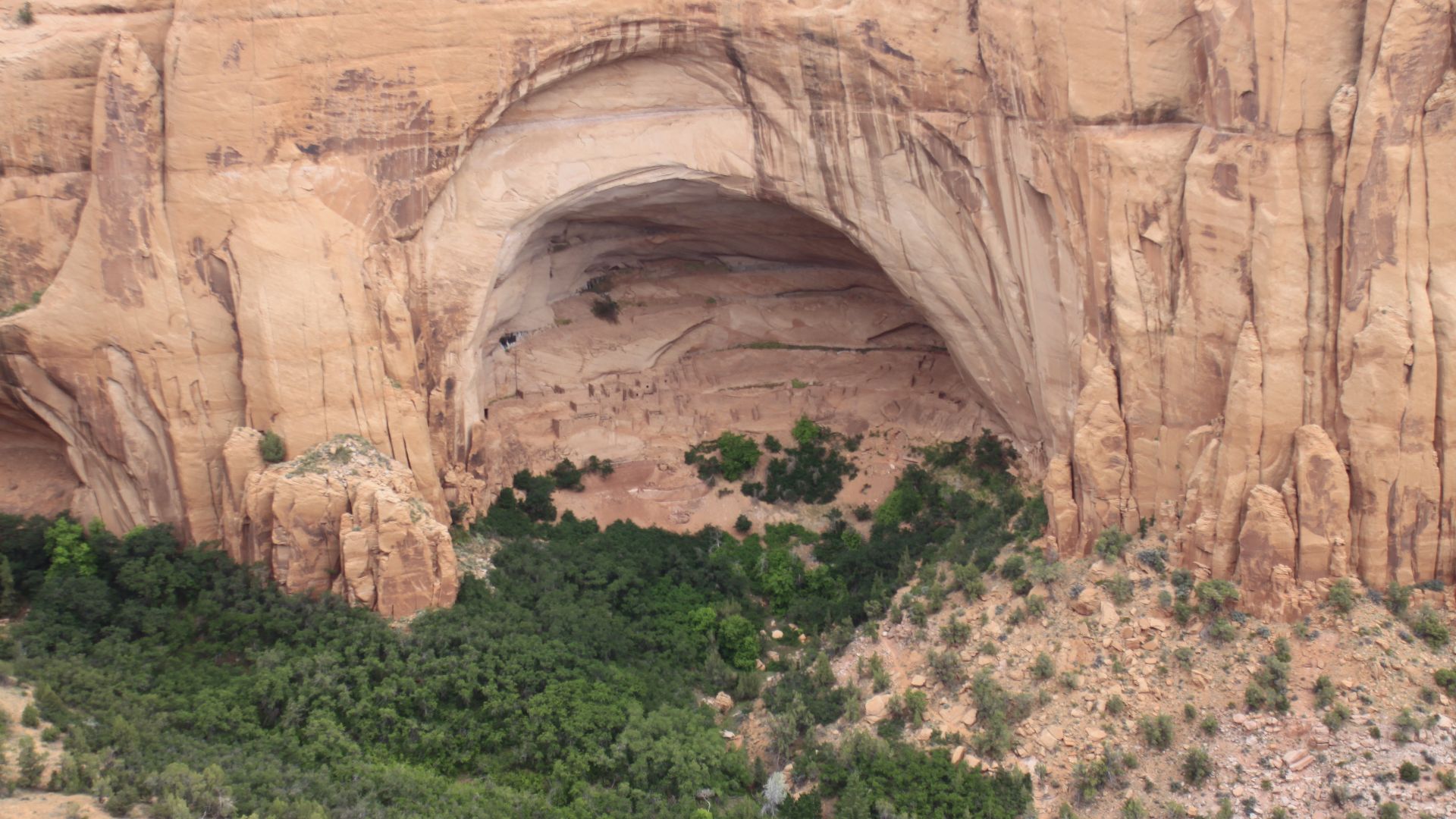File:Betatakin Ruin Navajo National Monument.jpg
