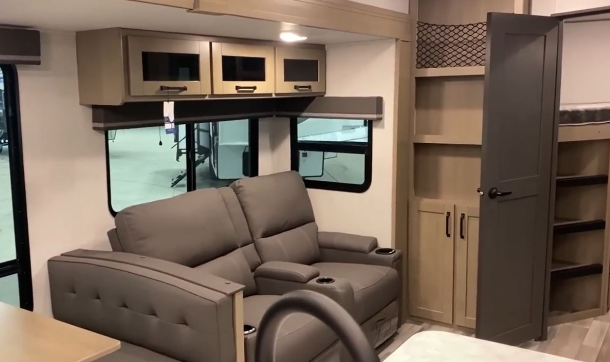 Grand Design Reflection 311BHS Specs