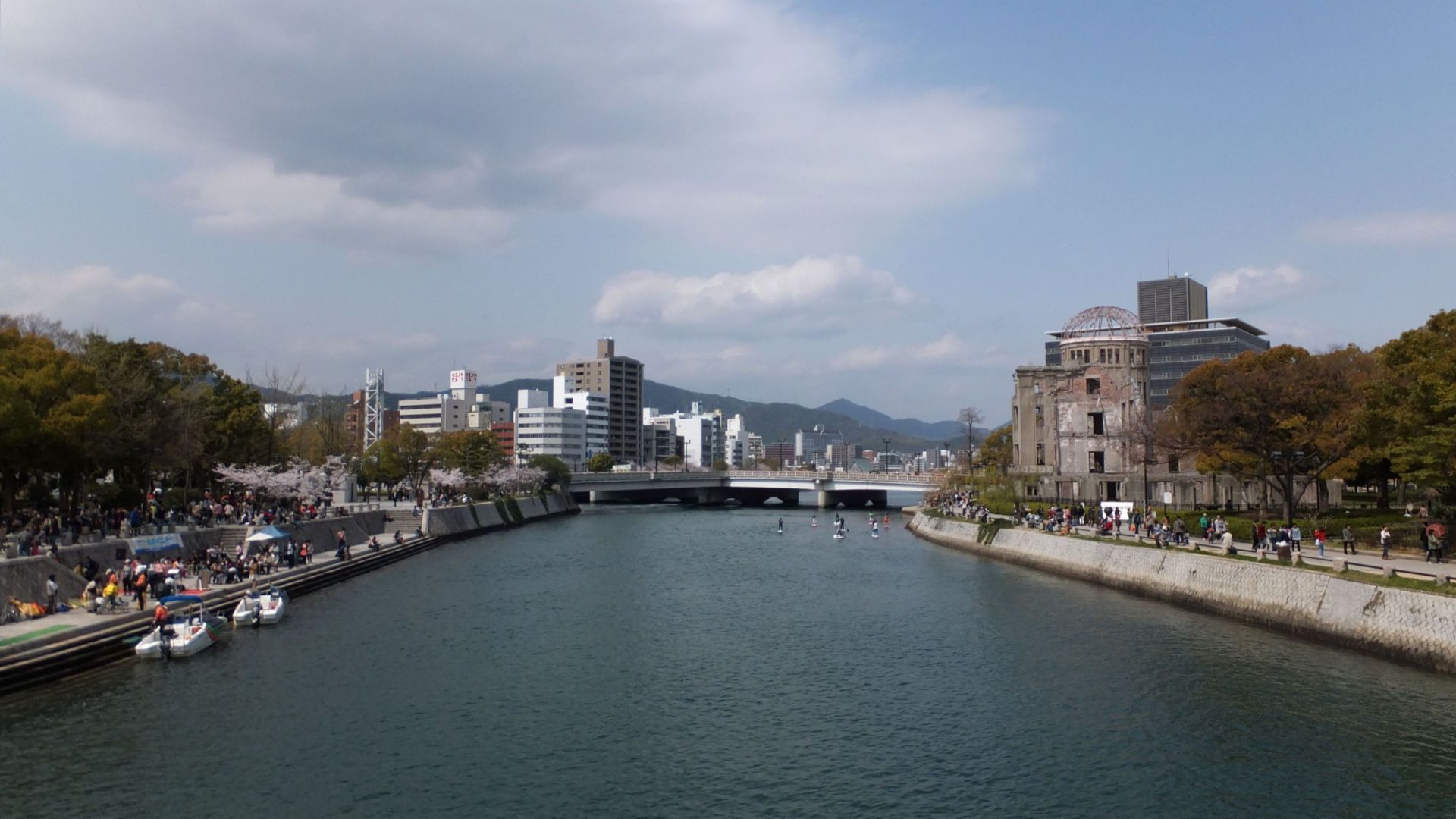 File:Motoyasu river.JPG