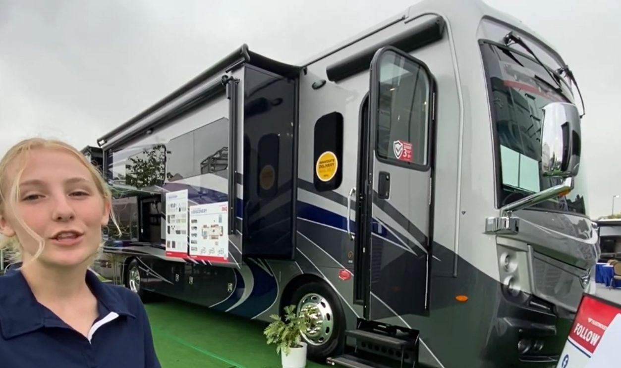 Fleetwood Discovery 36Q