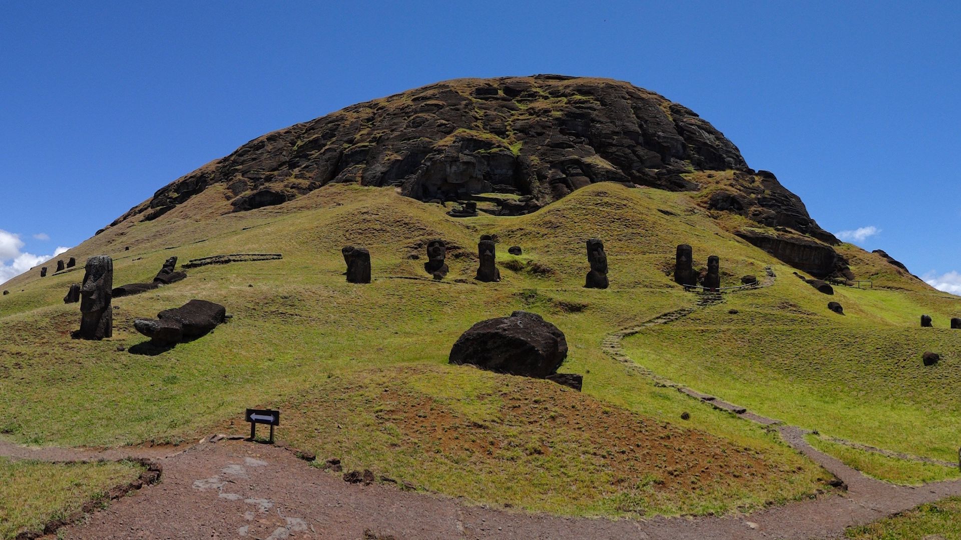 File:Rano-Raraku-Panorama-2013.jpg