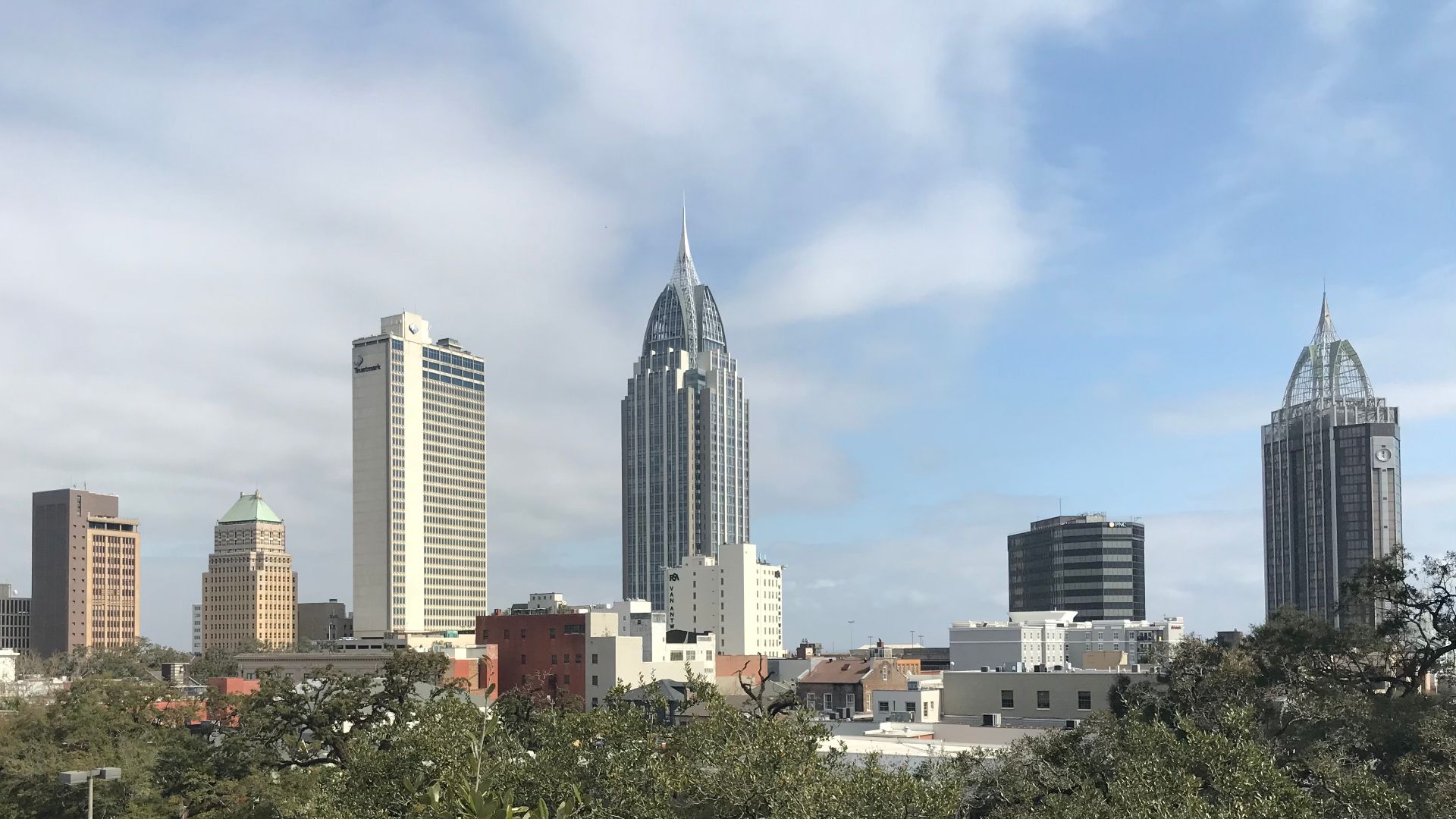 File:Mobile, Alabama Skyline (2022).jpg