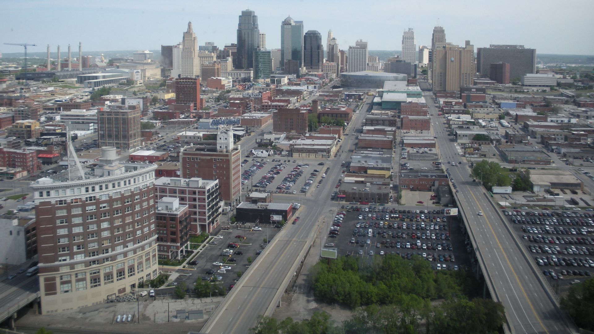 File:Skyline Kansas City 2008.jpg