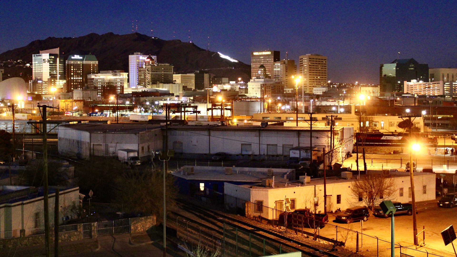 File:El Paso, Texas in 2021.jpg