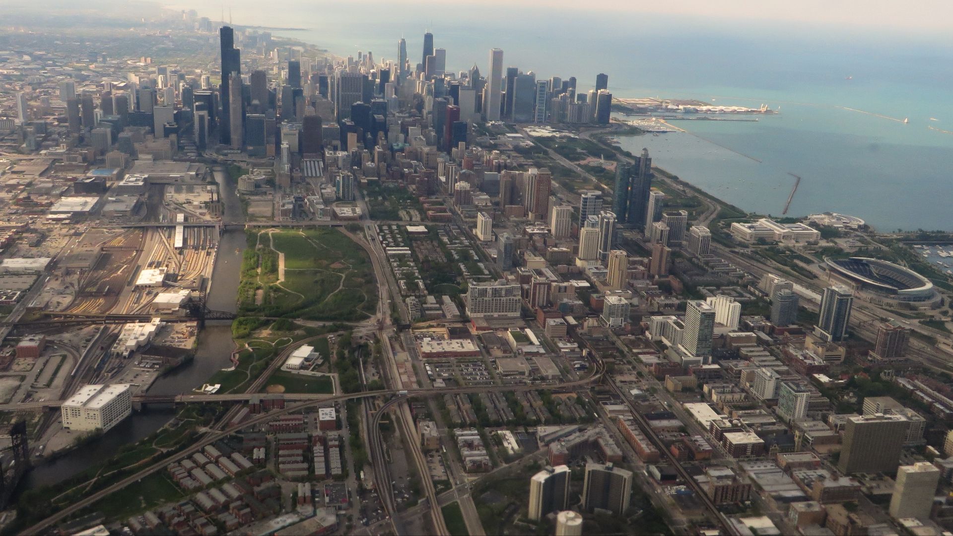 File:Chicago, Illinois (14023988838).jpg