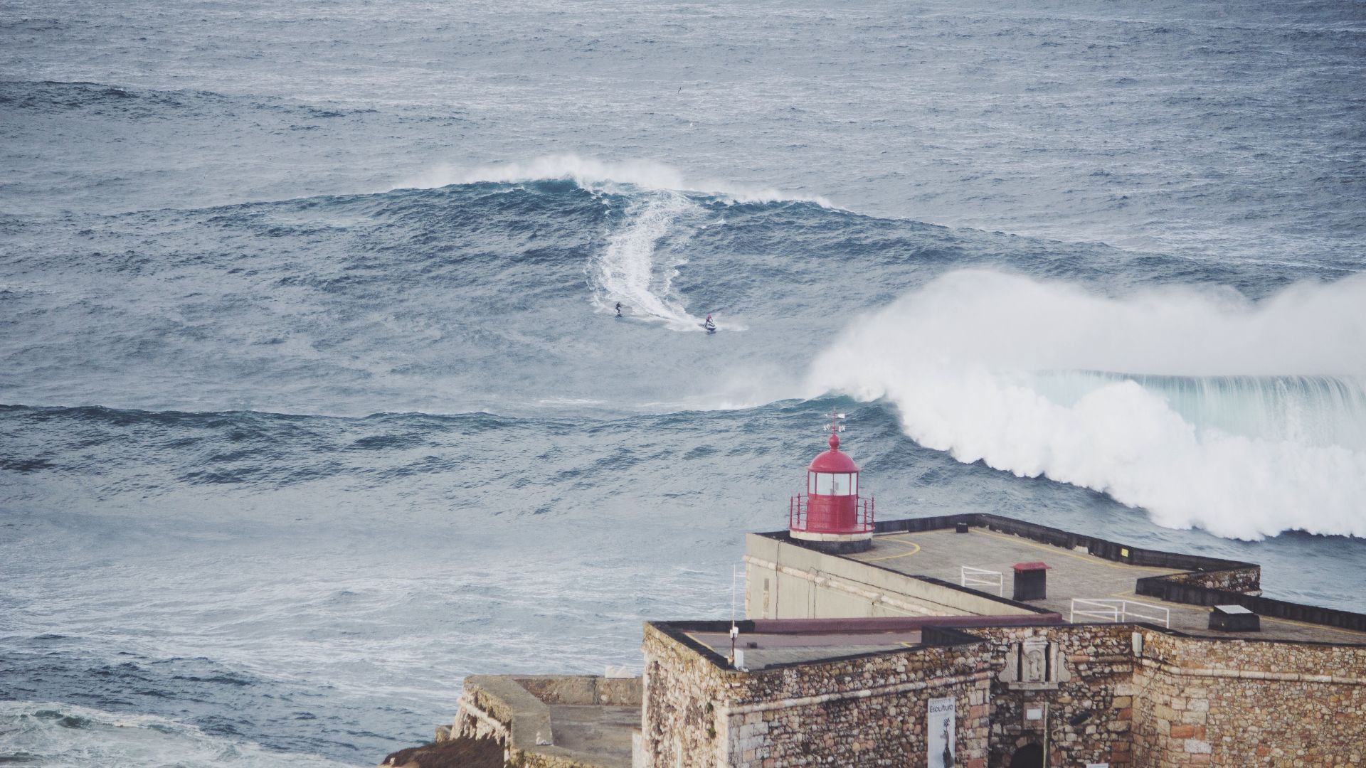 File:Lighthouse overlooking the waves (Unsplash).jpg