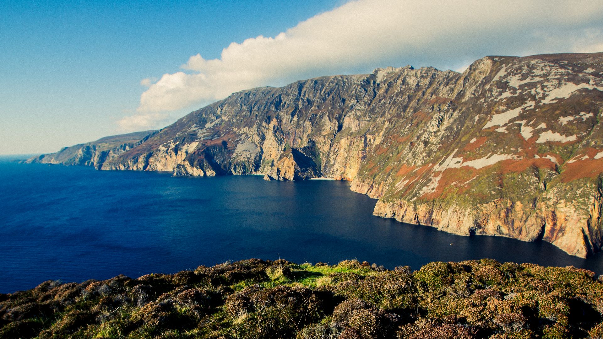 File:Slieve League (15919171422).jpg