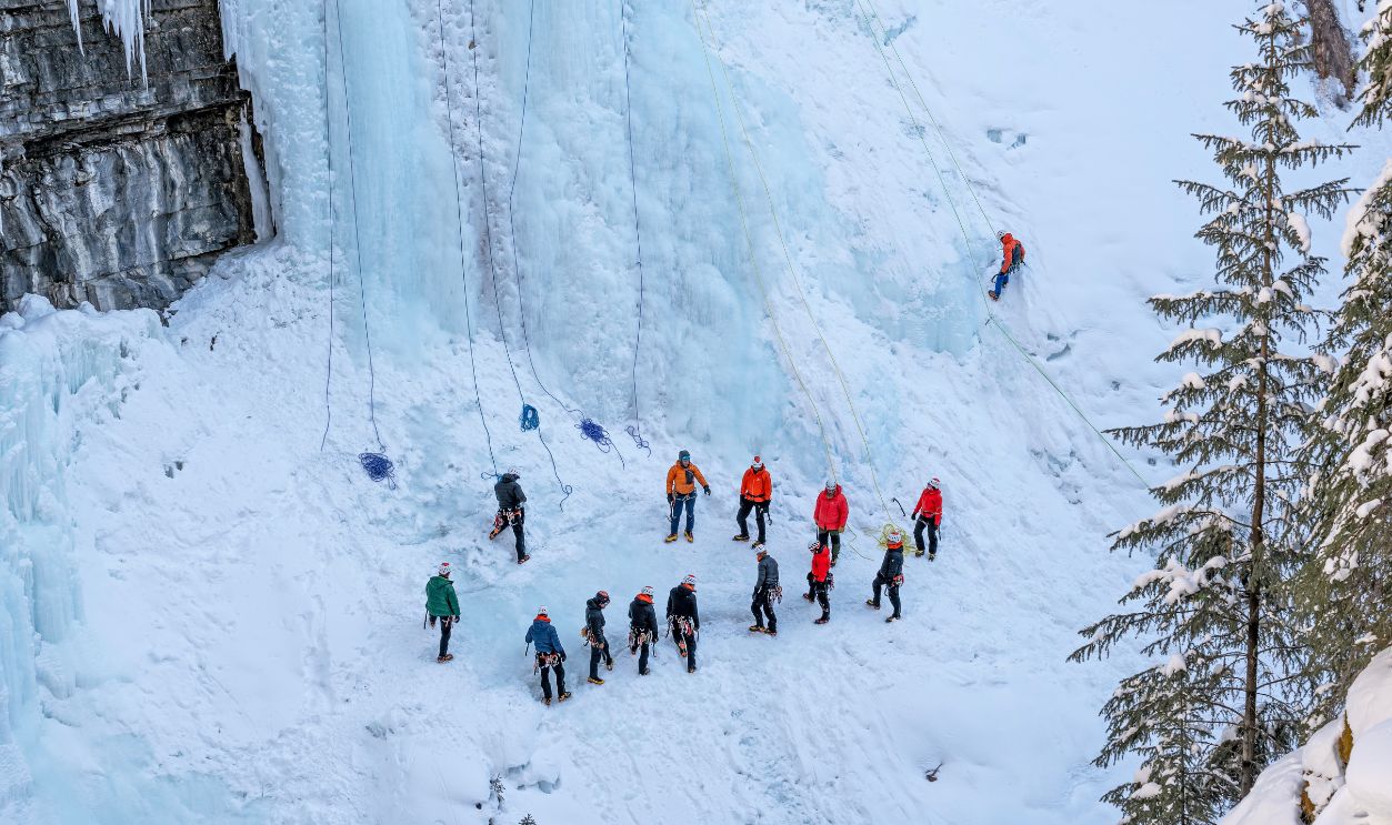 Banff National Park, Alberta, Canada – March 07, 2024: A group of people in Johnston Canyon prepare for an ice climb