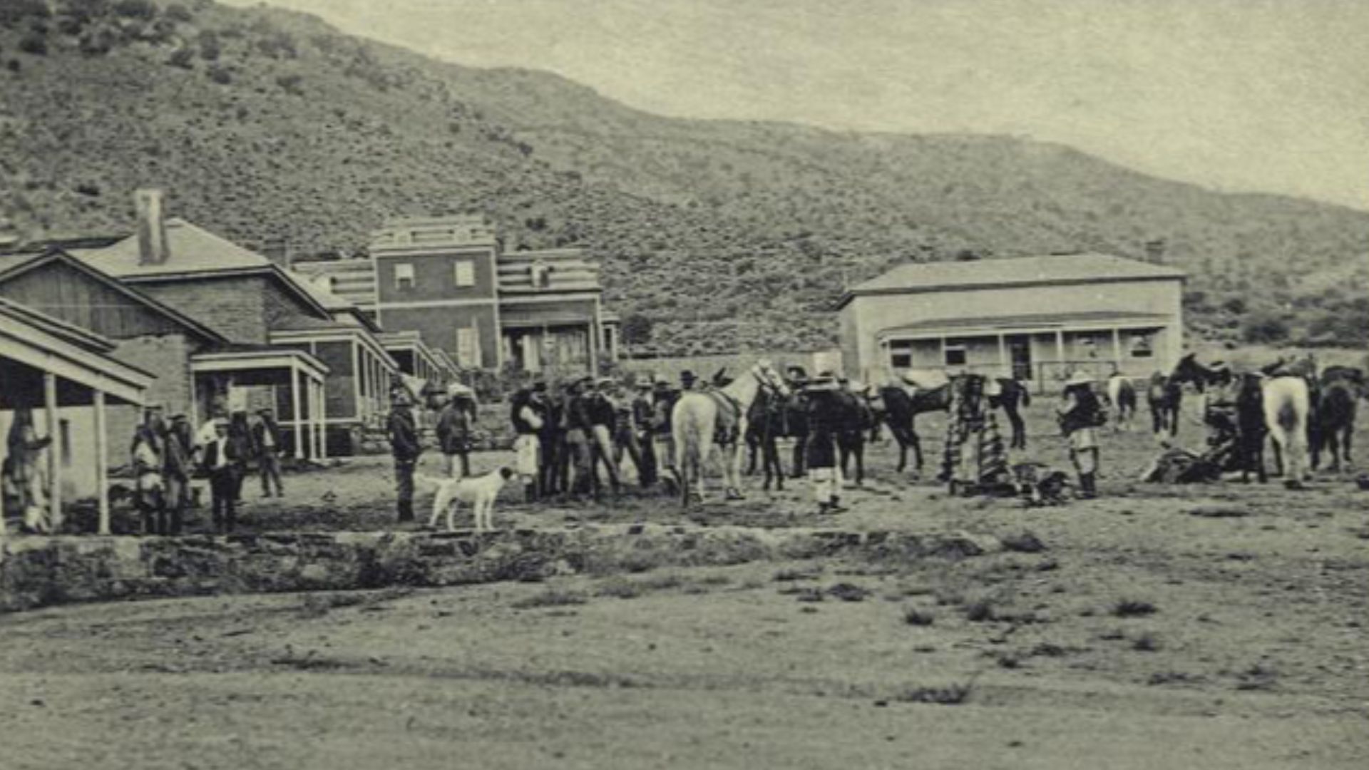 File:Geronimo departing for Florida from Fort Bowie, Arizona (1895).jpg