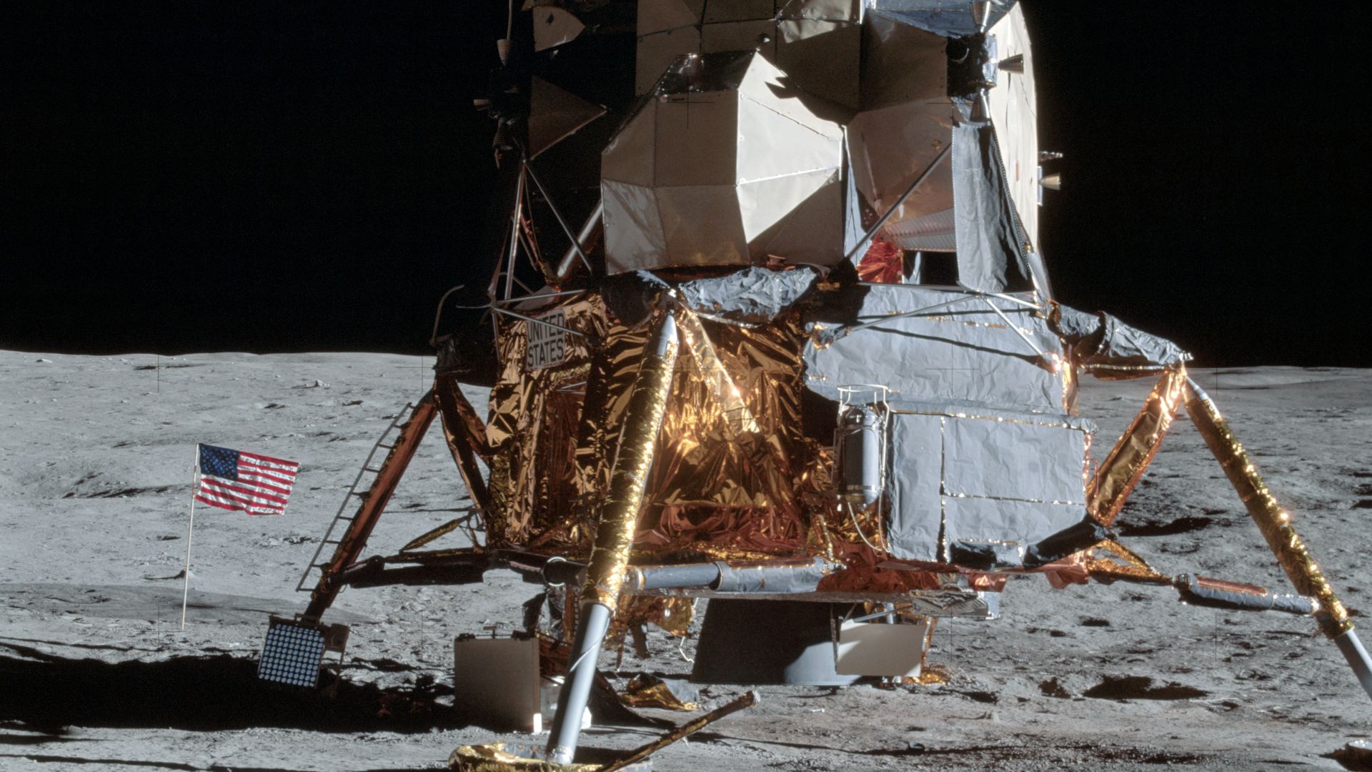 File:Apollo 14 Lunar Module (LM) on the moon.jpg