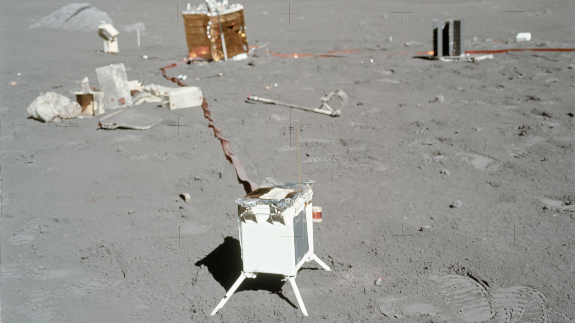 File:ALSEP AS17-134-20500.jpg