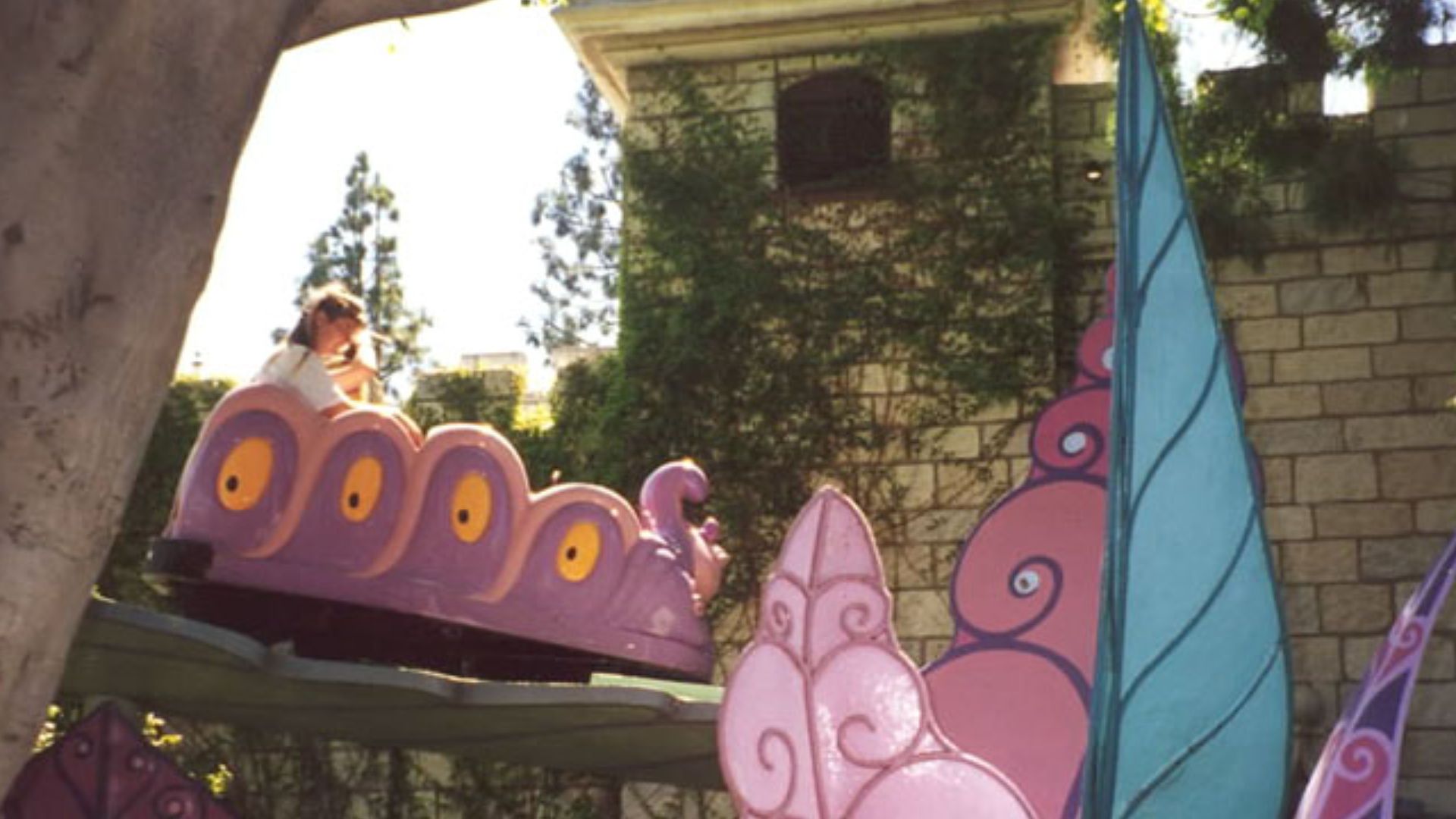 File:AlicesRide wb.jpg