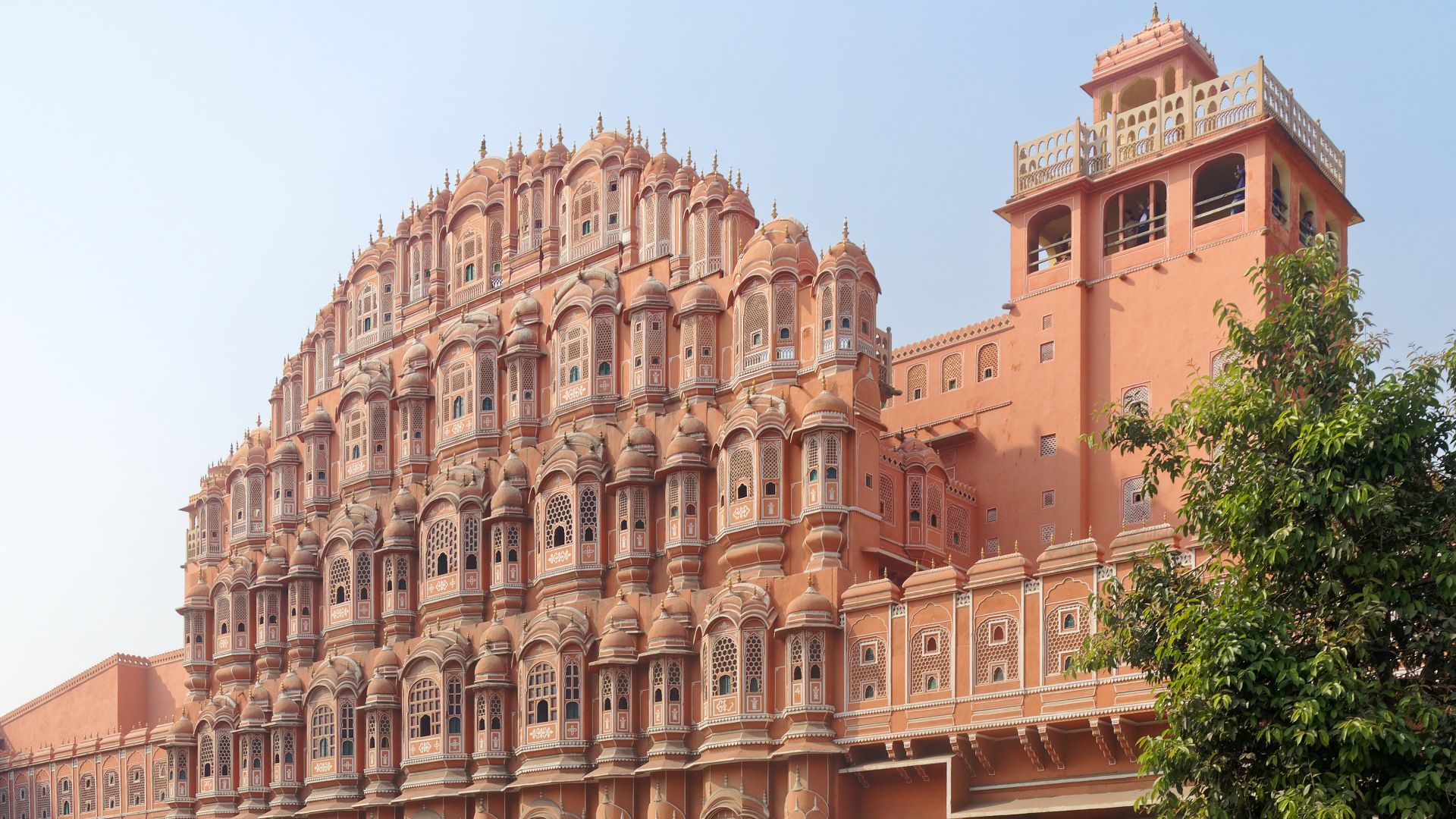 File:20191218, Hawa Mahal (The Palace of Winds) in Jaipur, 1128 9119.jpg