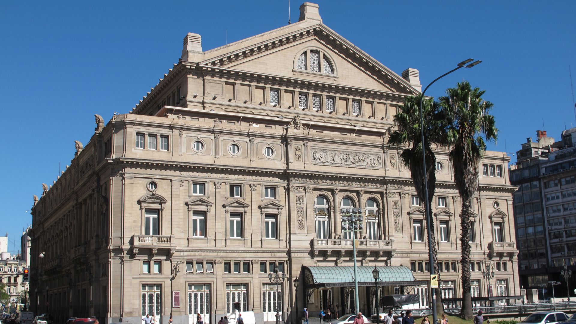 File:Buenos Aires Teatro Colon 2.jpg