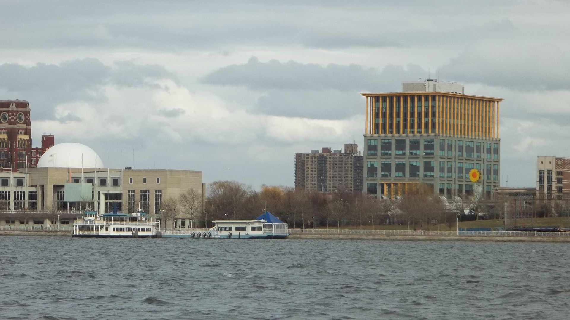 File:Camden, New Jersey Waterfront view east across the Delaware River from Penn's Landing, Philadelphia, Pennsylvania, USA February 5th, 2011 - panoramio.jpg