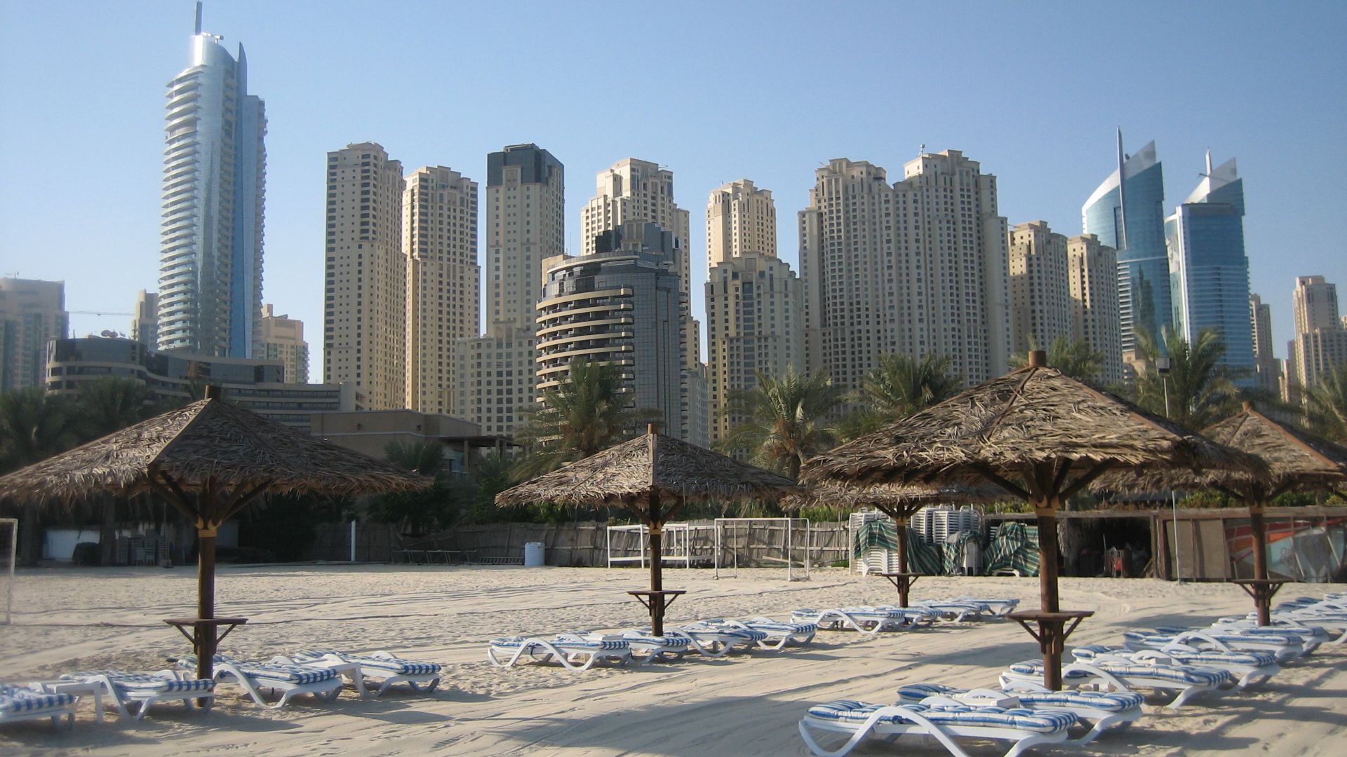 File:Beach of Habtoor Grand Resort Spa, Dubai UAE.jpg