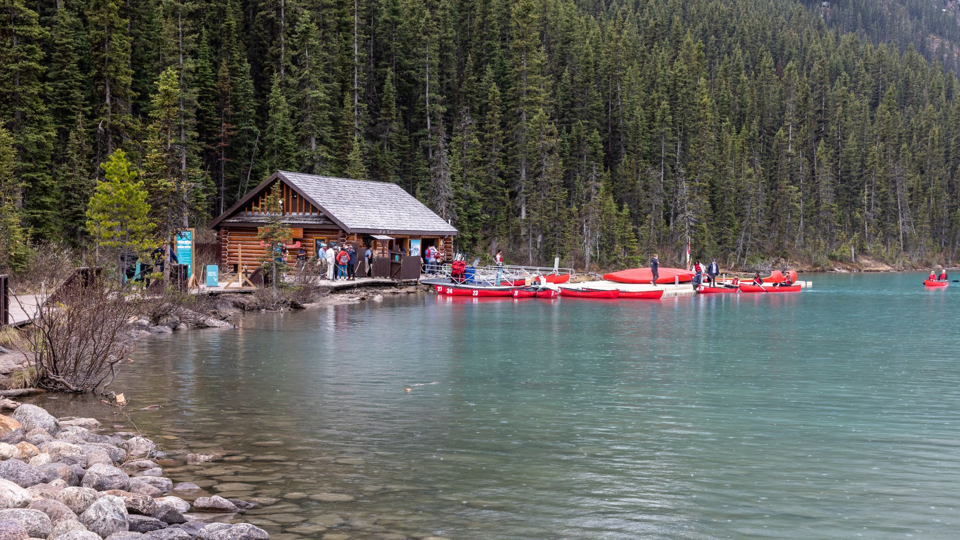 File:Banff National Park (AB, Canada), Lake Louise -- 2022 -- 2199.jpg