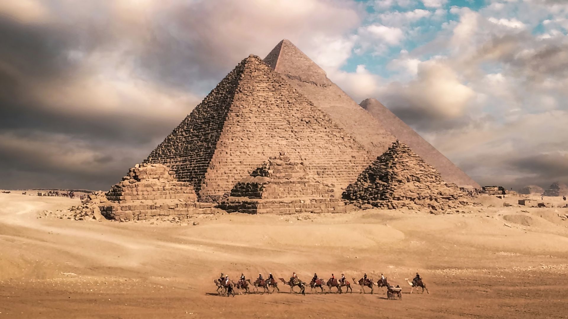 File:Giza necropolis.jpg