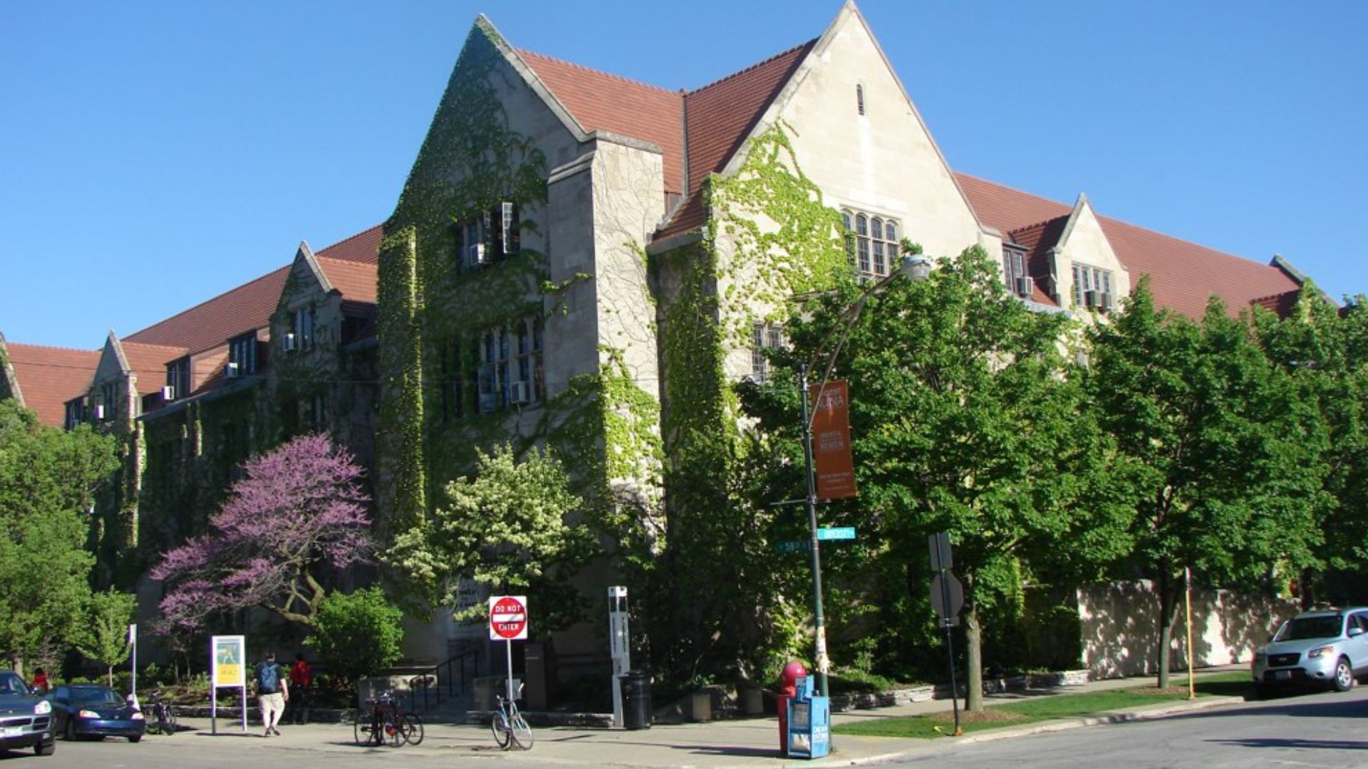 File:Building of the oriental institute chicago.jpg