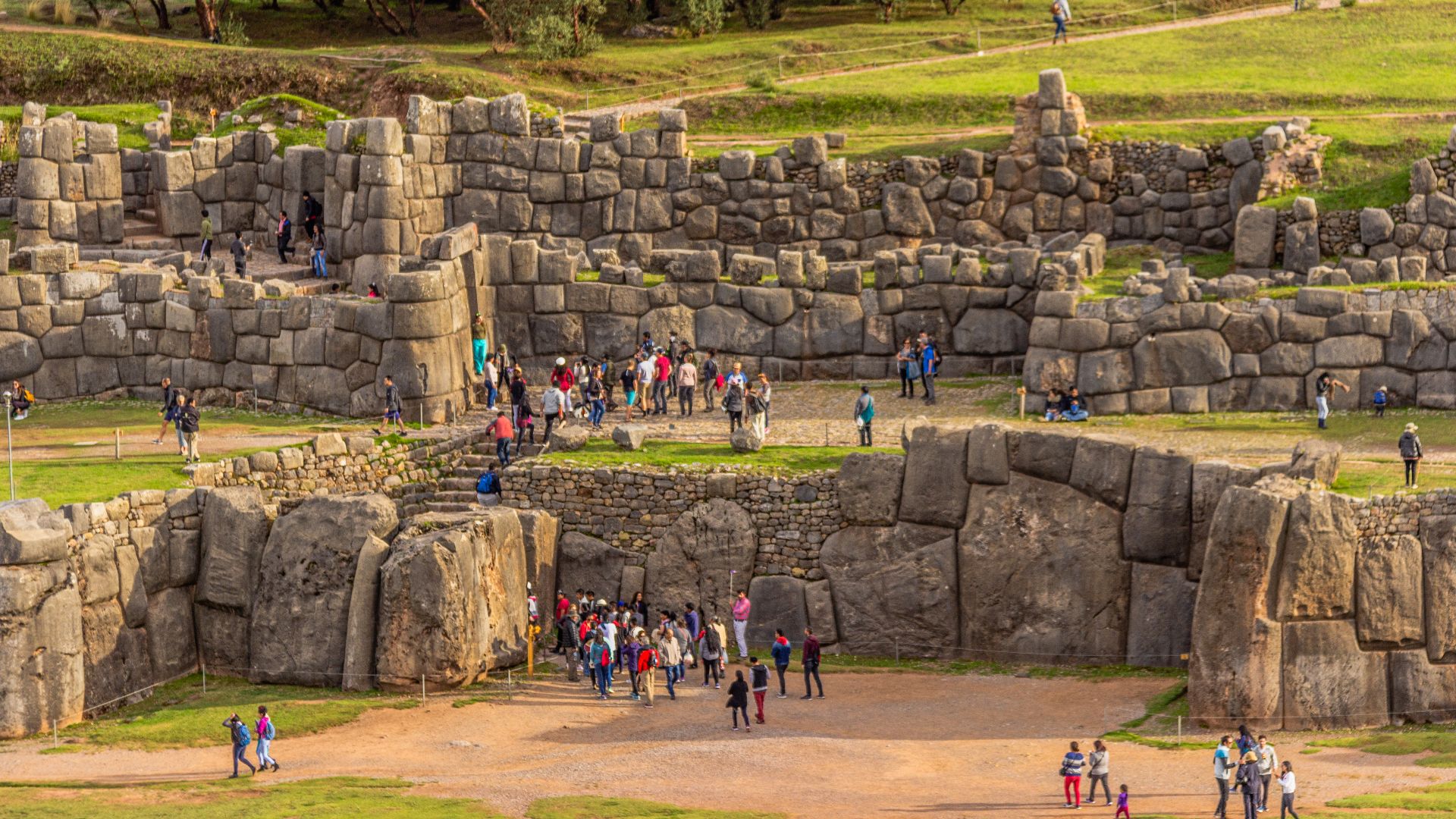 File:Sacsayhuaman - 51187865921.jpg