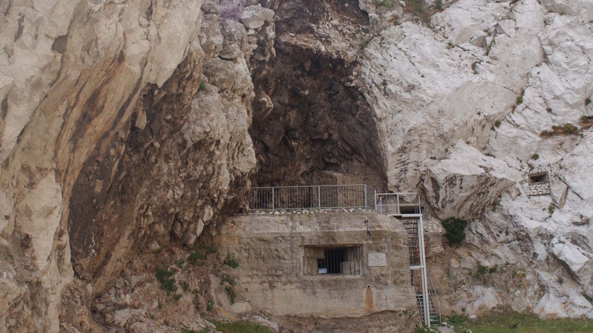 File:Forbes' Quarry 2.jpg