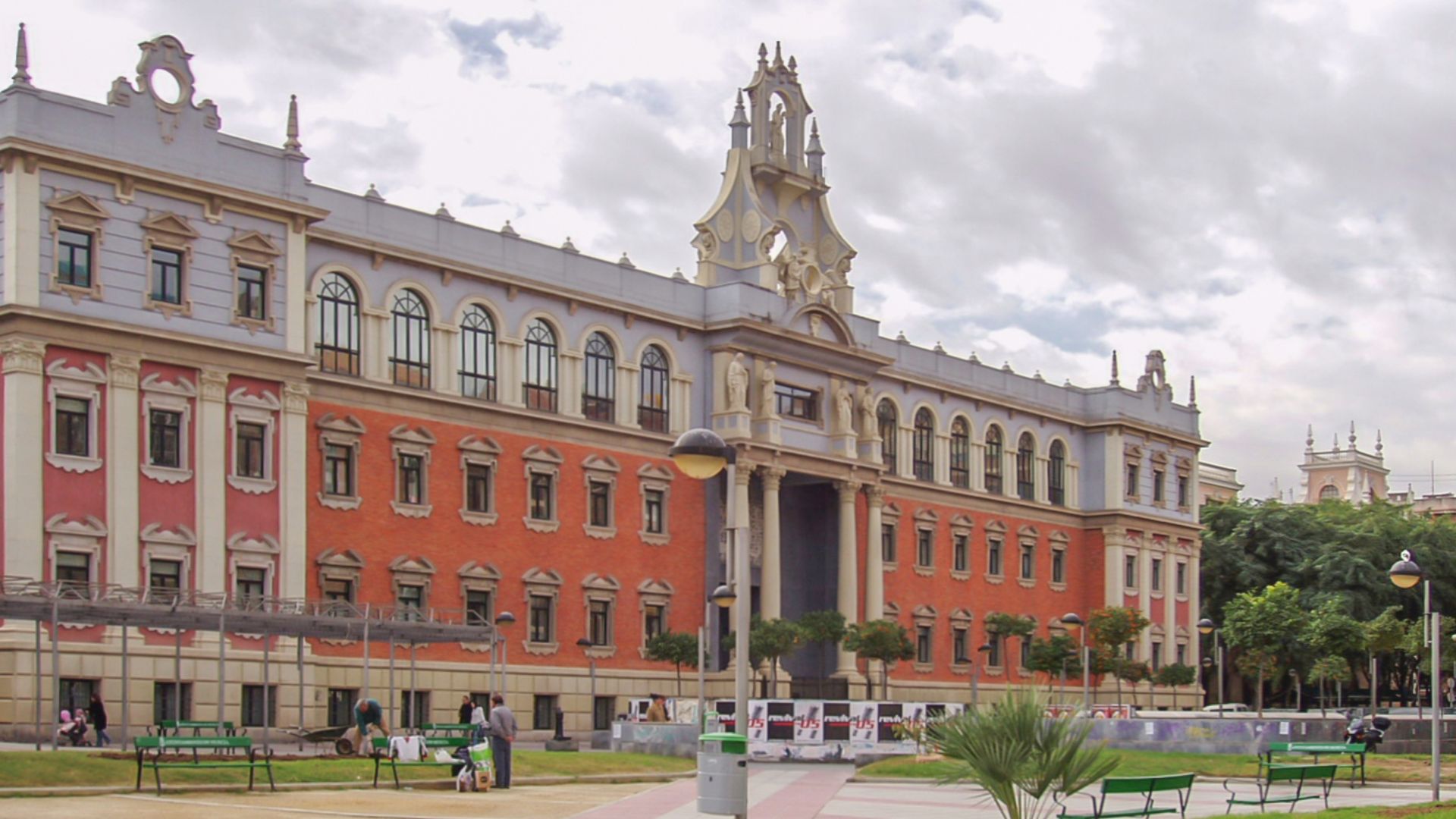 File:Murcia University.jpg