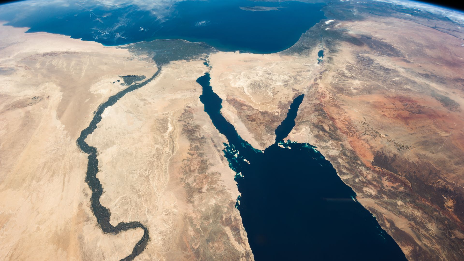 File:ISS035-E-007148 Nile - Sinai - Dead Sea - Wide Angle View.jpg