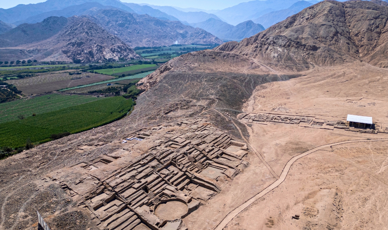 2224196492 - Peru-Archaeology-Penico 3