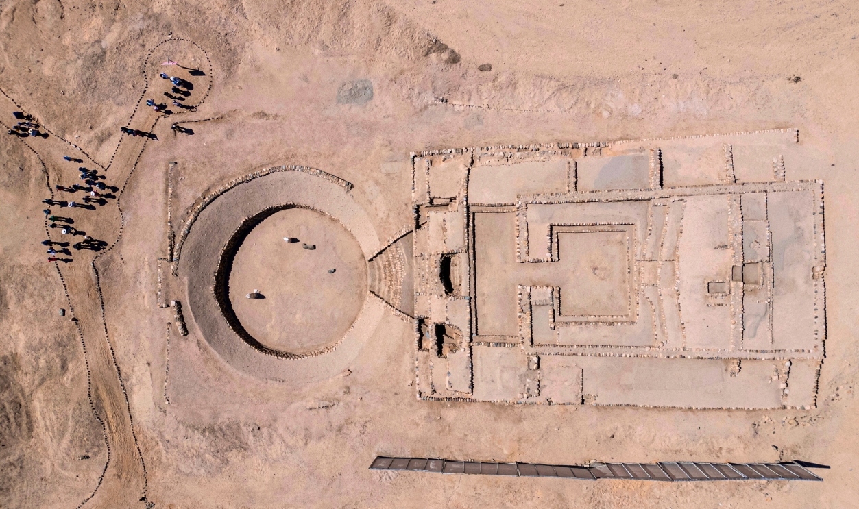 2224196887 - Peru-Archaeology-Penico 5